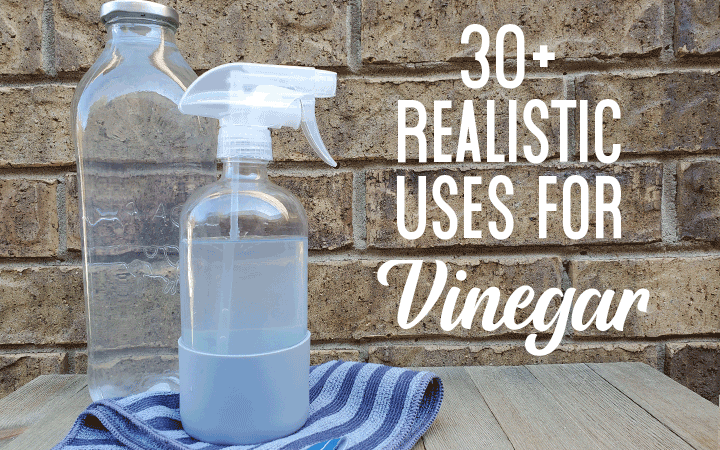 bottle of vinegar, bottle of cleaner, text overlay that reads 30 uses for vinegar