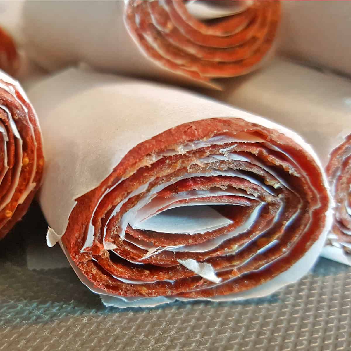 rolls of strawberry and banana fruit leather recipe for dehydrating