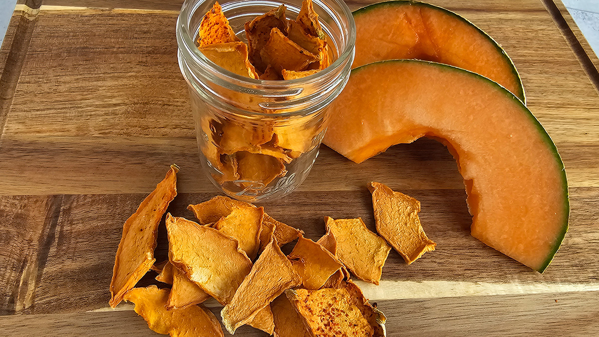 How to Dehydrate Cantaloupe